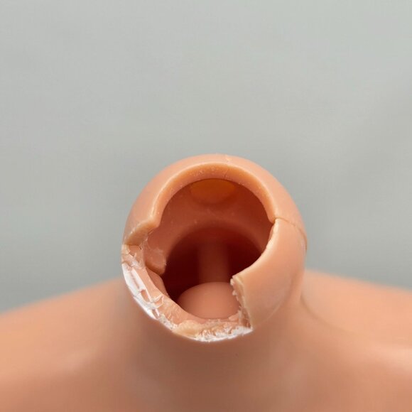 Bratz Doll Welcome To Fabulous Cloe Head & Vintage Barbie Body Parts - Picture 8 of 8